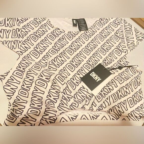 🛍️DKNY Women’s Logo soft white cropped Print Bikini swim Top , one piece XL 💥 - Picture 8 of 8